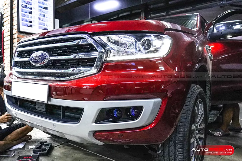 Ford Everest 2019  8 .jpg